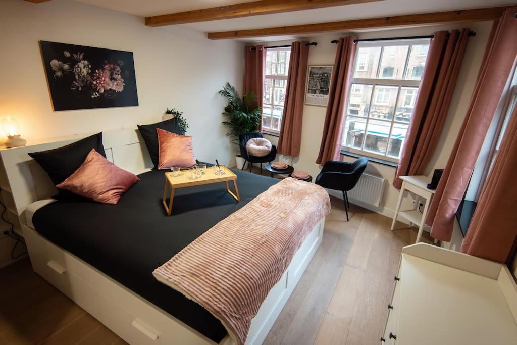 B&B Amsterdam - Best Neighbourhood Apartment - Bed and Breakfast Amsterdam