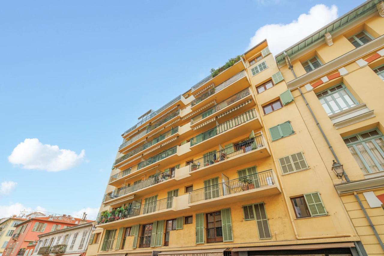 NICE RENTING - PHILIBERT - Elegant Spacious Quiet Near the Port Free Parking - B&B