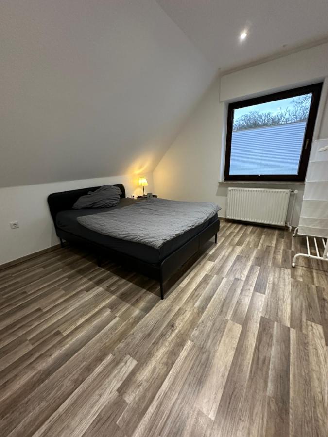 Schöne, moderne Wohnung mit Waldblick & Parkplatz - B&B