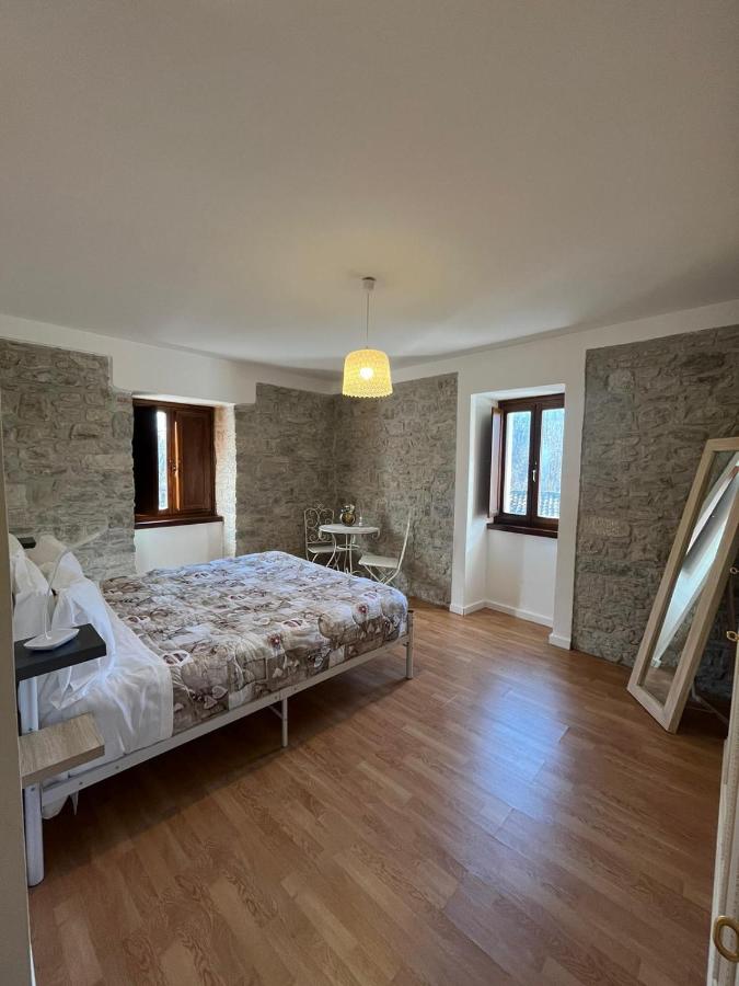 Basic Triple Room