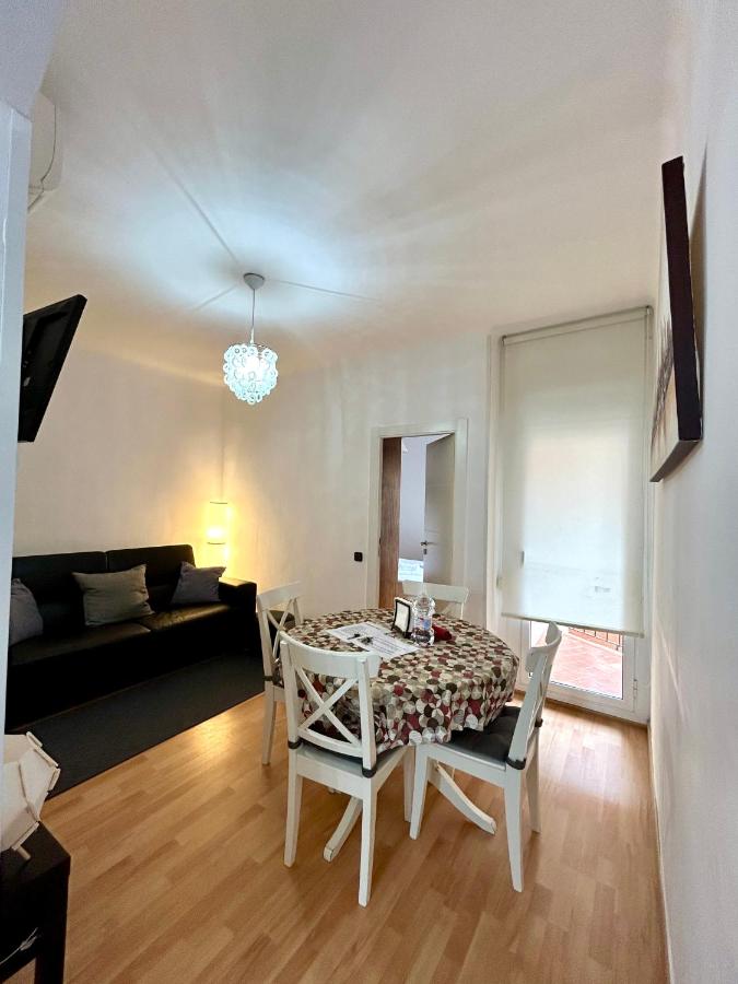 B&B Barcellona - Apartment carrer d'Olesa - Bed and Breakfast Barcellona