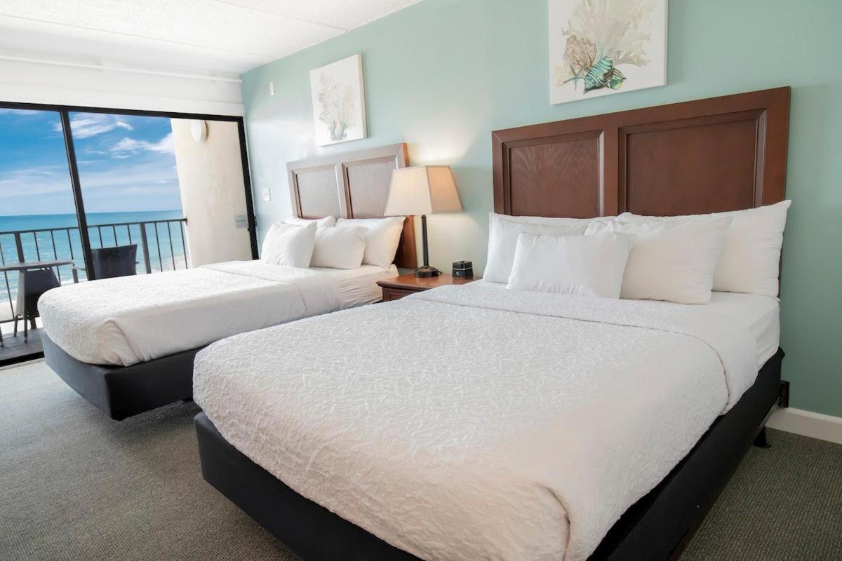 Oceanfront Room 7th Floor Sleeps 4 - Ferienwohnung Pawleys Island