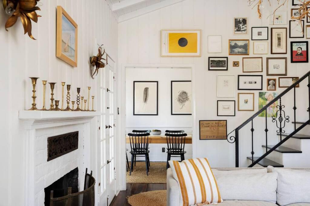 Hollywood Hills Home w Views in Laurel Canyon - B&B
