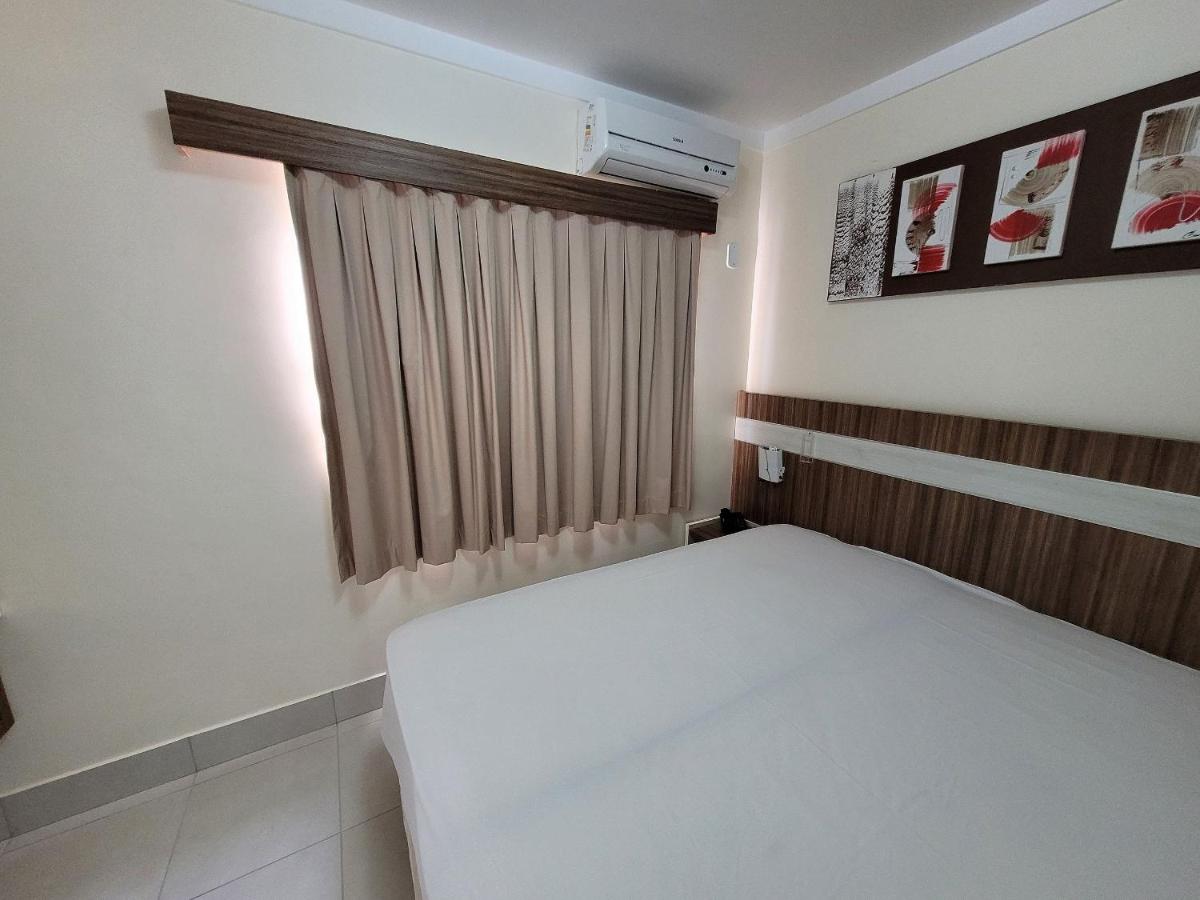 Lacqua diRoma RM Hospedagem - Bed and Breakfast Caldas Novas