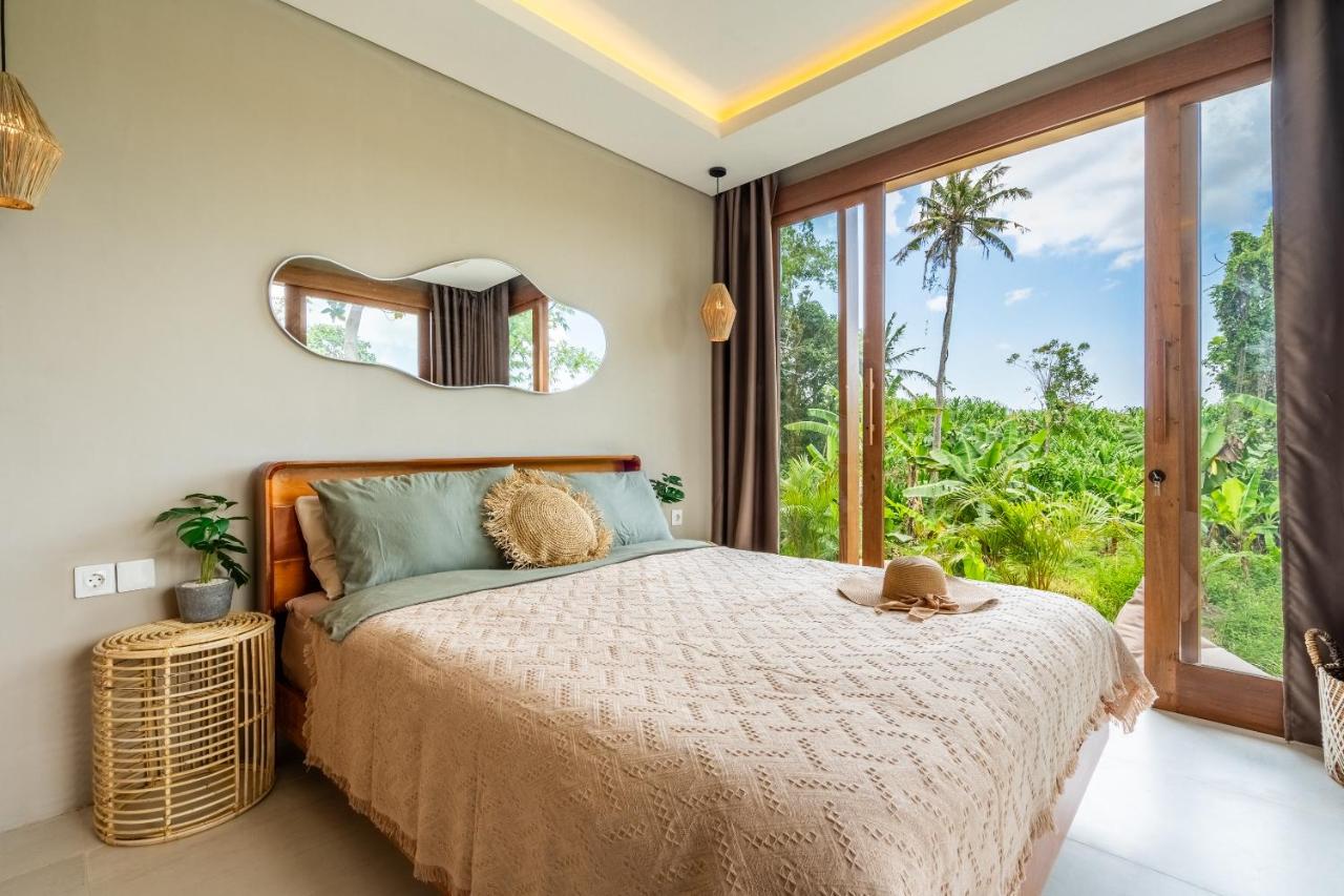 Victra Villa Jungle River view - Ferienwohnung Canggu