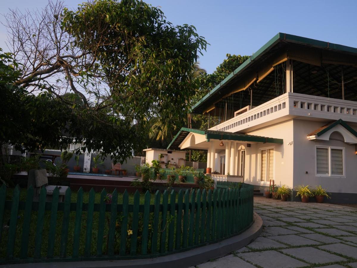 Kappad Beach House by Kisah Stays - Chambres d’hôtes Kappad