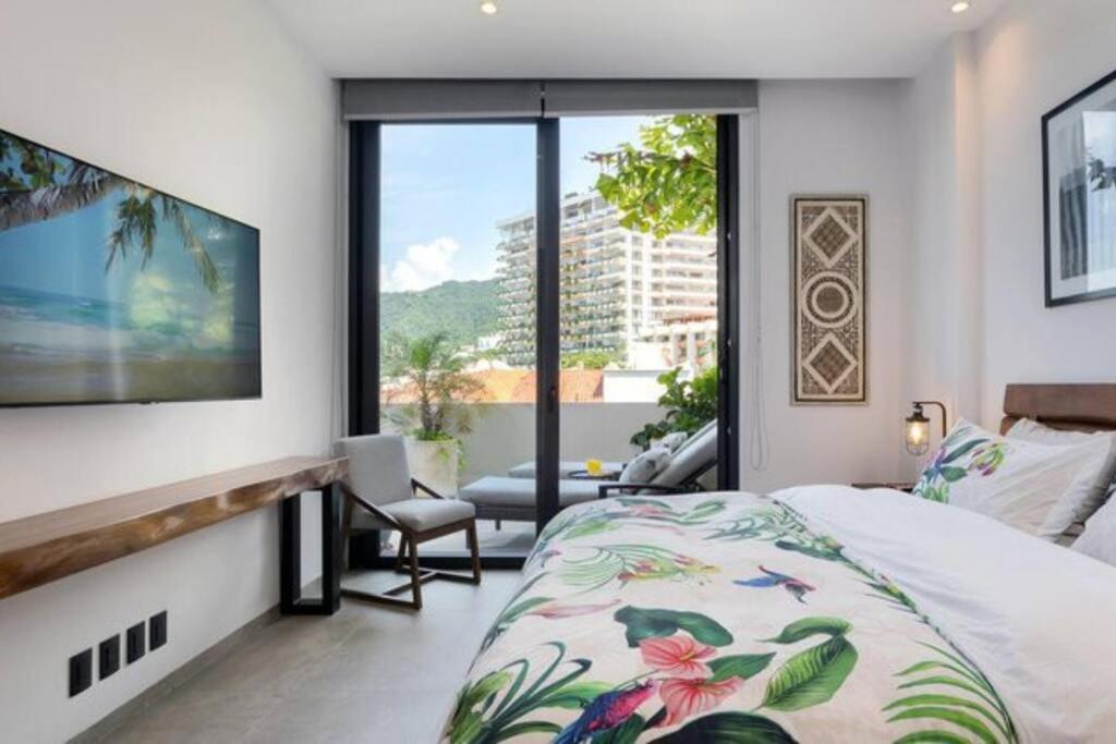 1 bd in the heart of Romantic Zone - B&B Puerto Vallarta