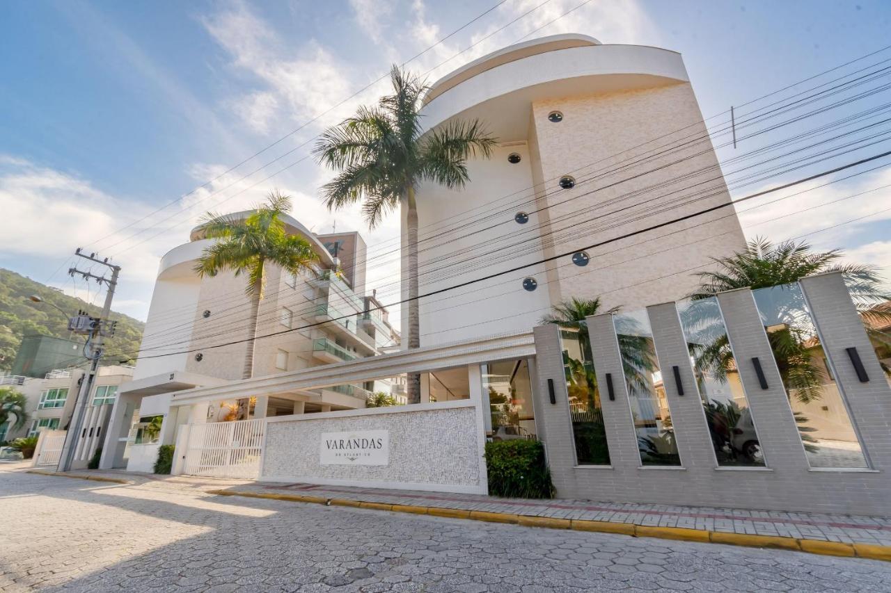 Varandas do Atlântico - Apartamento Sofisticado em Condomínio Pé na Areia - B&B