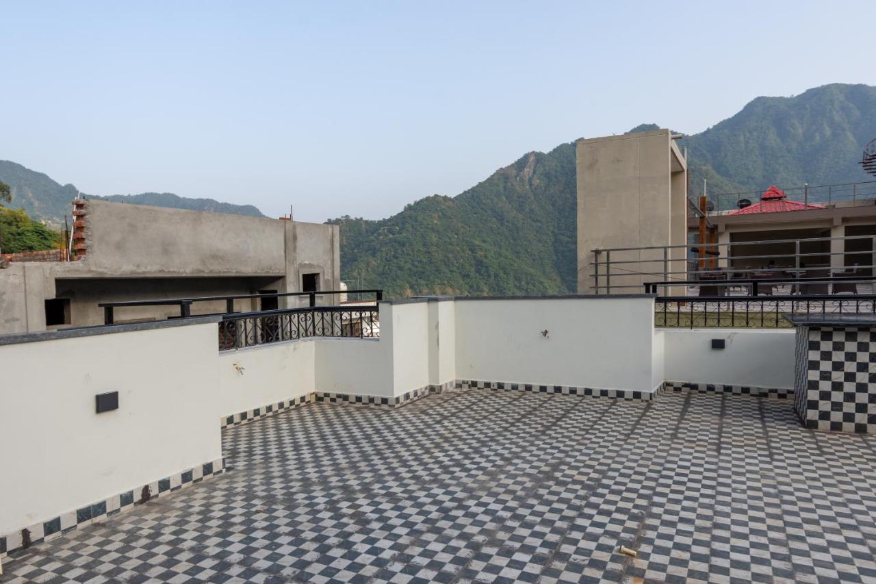 Himalayan Haven: 2BHK Luxury Apartment - Ferienwohnung Rishīkesh