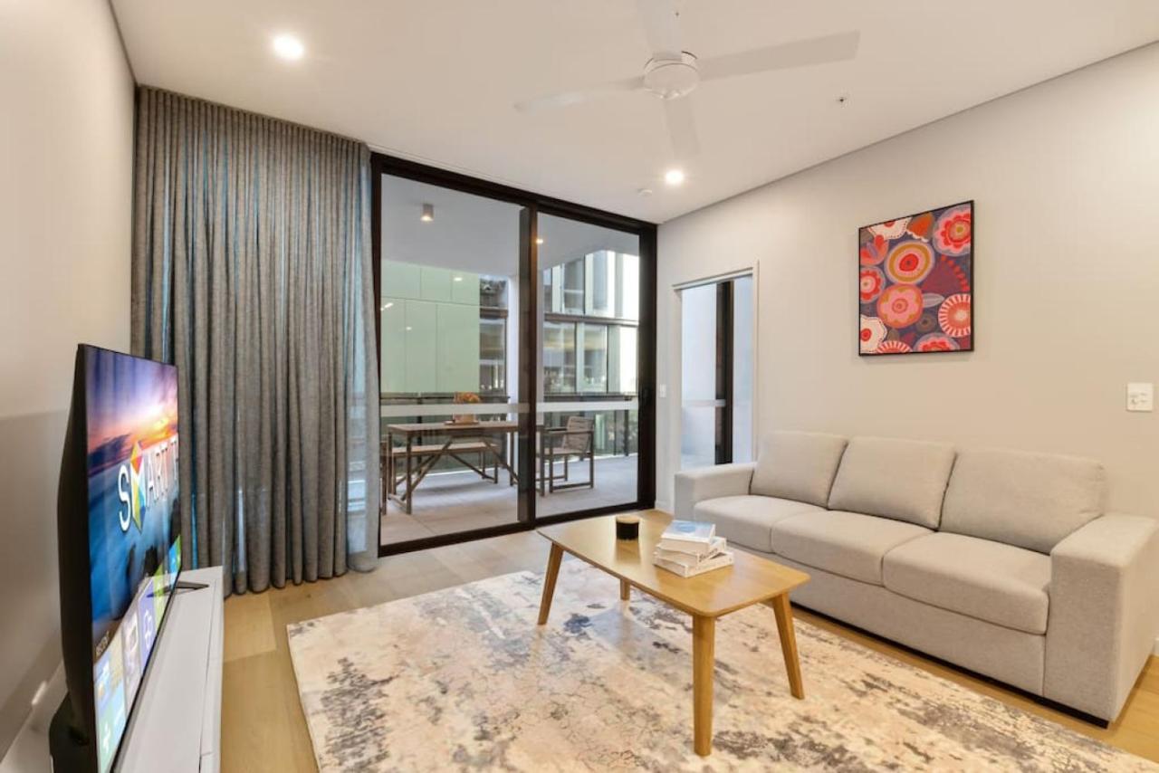 B&B Brisbane - 1BR Luxury apt at prime location w carpark - Bed and Breakfast Brisbane