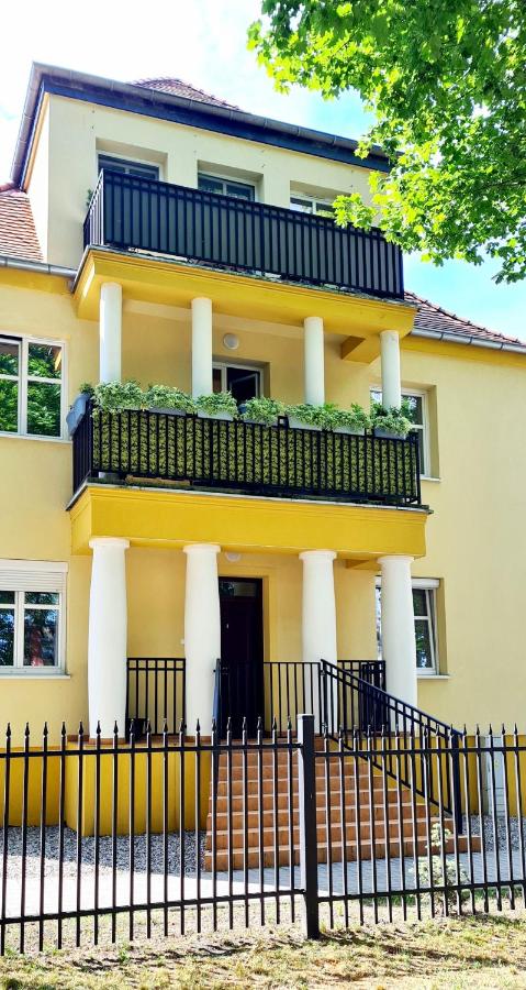 B&B Inowrocław - Solanki Central Apart - Bed and Breakfast Inowrocław