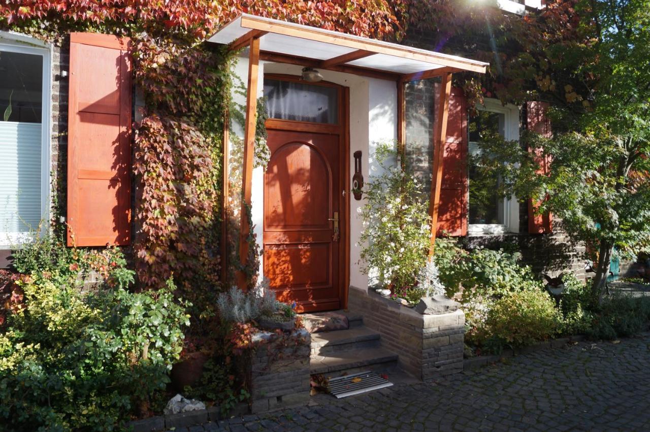 Hof am Rhein - B&B Cologne