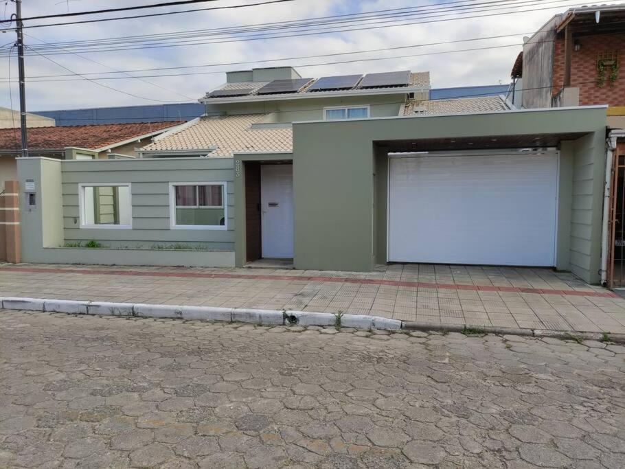Casa com piscina - B&B