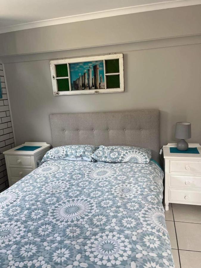 Whalehouse - B&B Bongaree