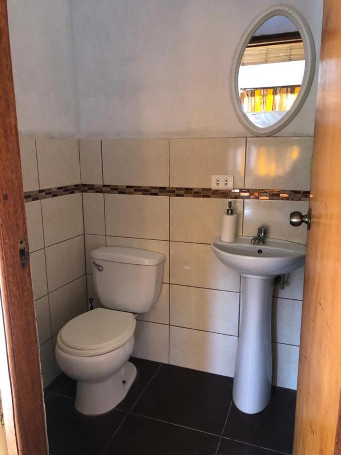 Driepersoonskamer met Eigen Badkamer