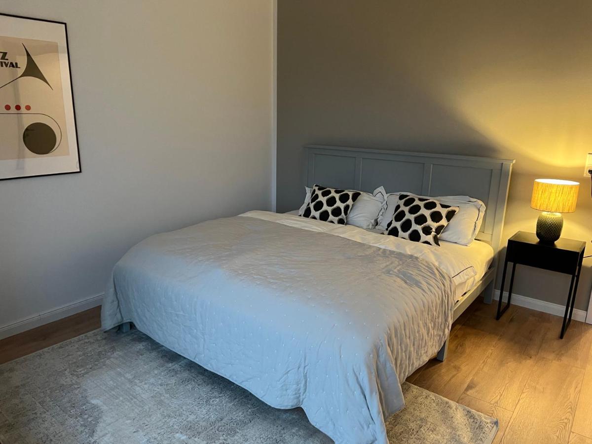 City Life, zentrale neue Designwohnung - Chambres d’hôtes Brême