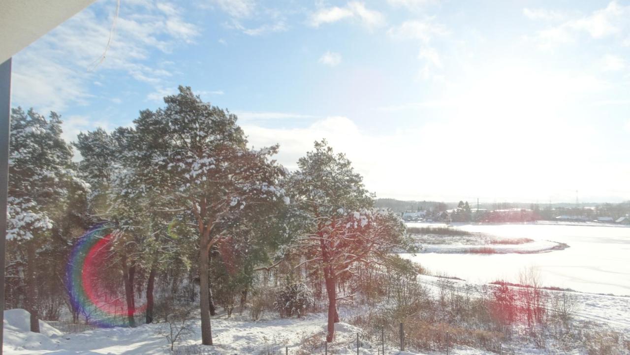 Apartment with Lake View