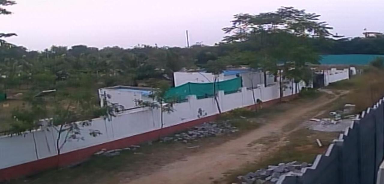 4BR Farm inside leonia resorts - B&B