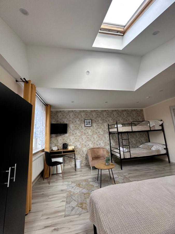 Comfort Dreibettzimmer mit Dusche