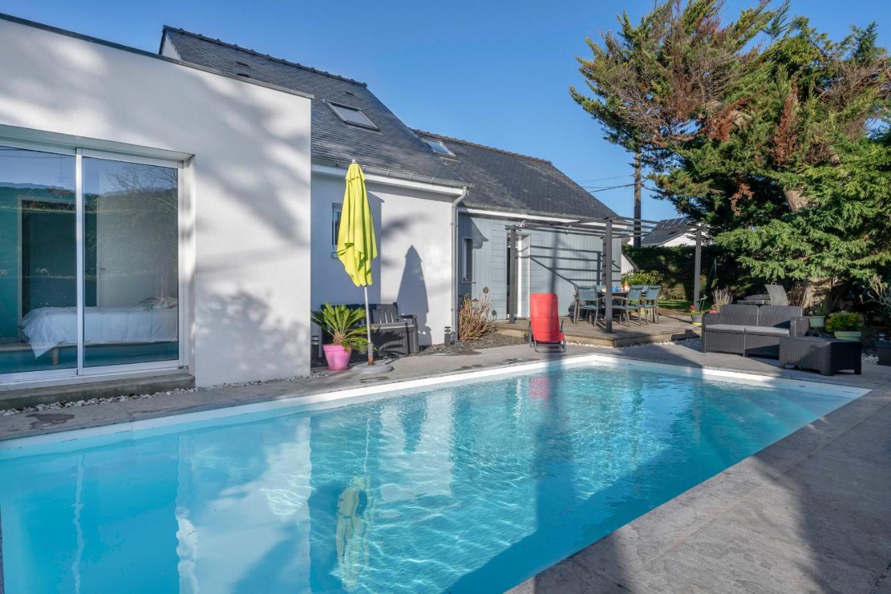 Séjour confort avec piscine - 6 adultes, 3 enfants - Bed and Breakfast La Turballe