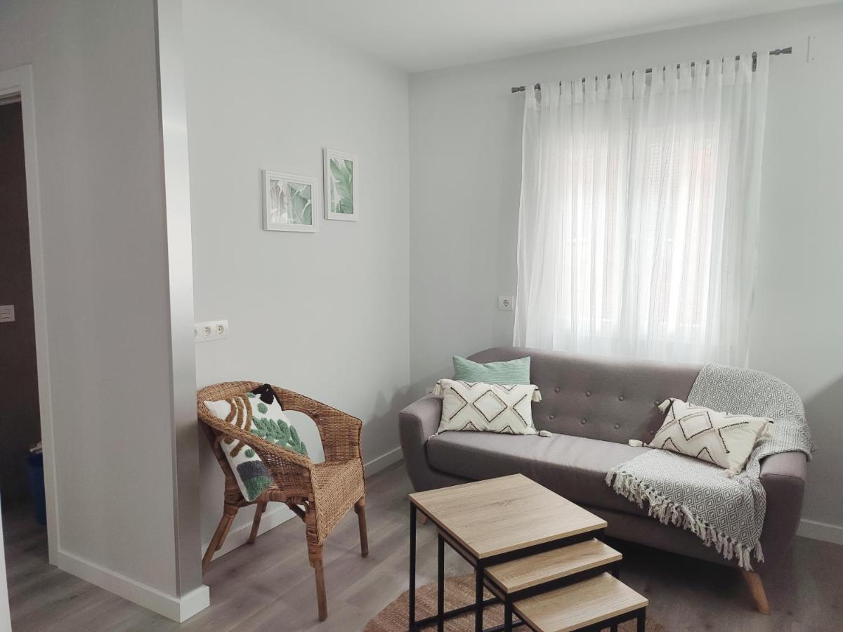 Paredes 8 - B&B León