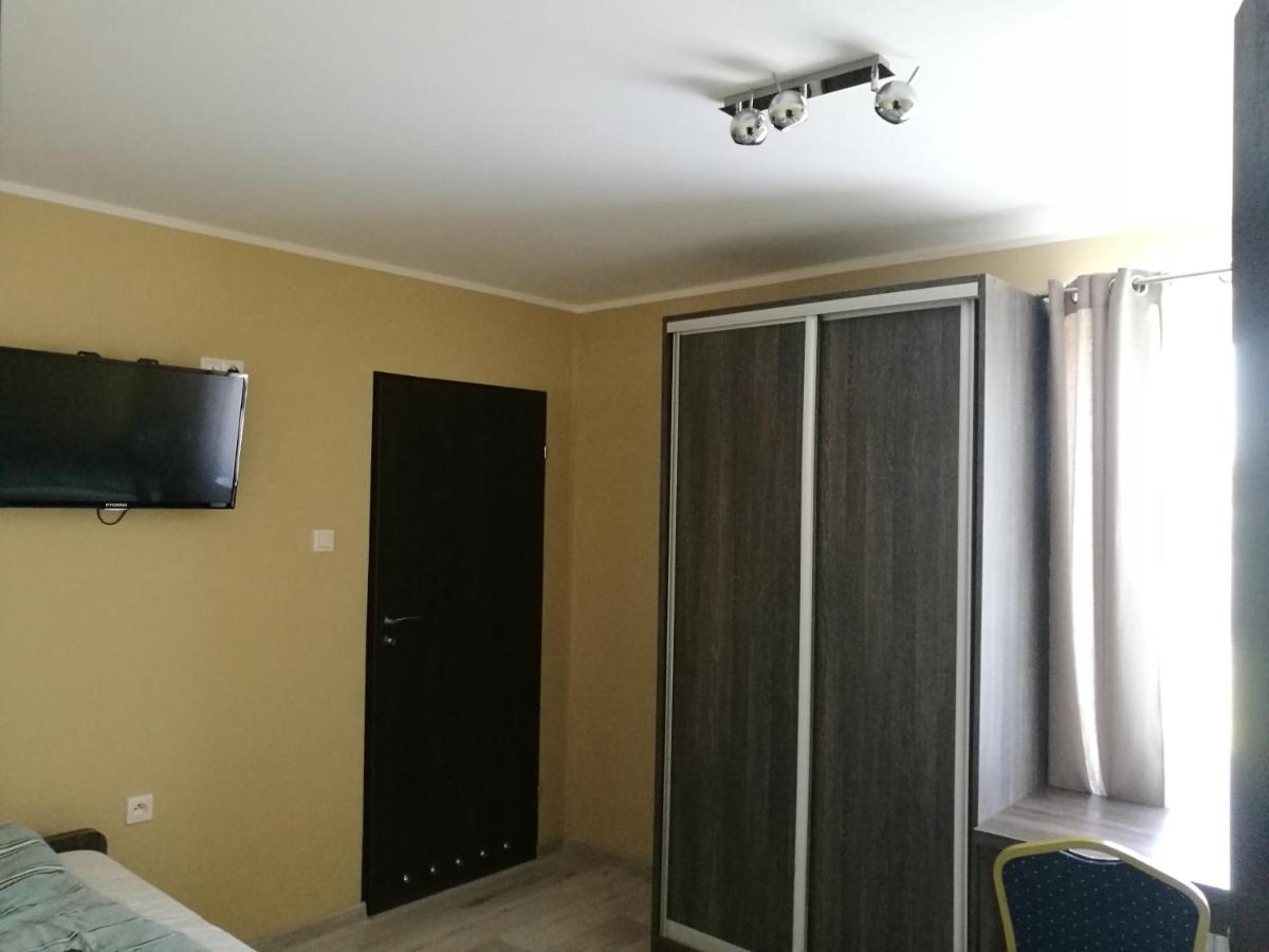 Single Room with Private Bathroom