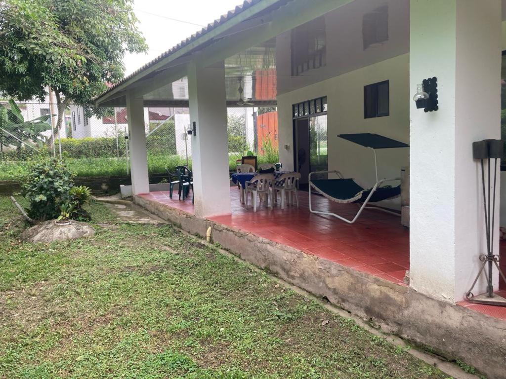 Casa finca La alegría - casa el Recreo - Chambres d’hôtes La Mesa