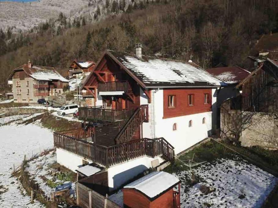 Charme des montagnes et Annecy - Ferienwohnung