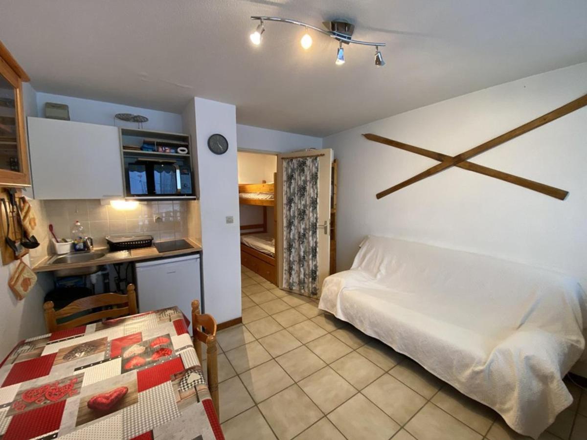 Studio cosy pour 4 pers., expo Sud, près des pistes et commerces, avec balcon et équipements complets - FR-1-733-151 - B&B