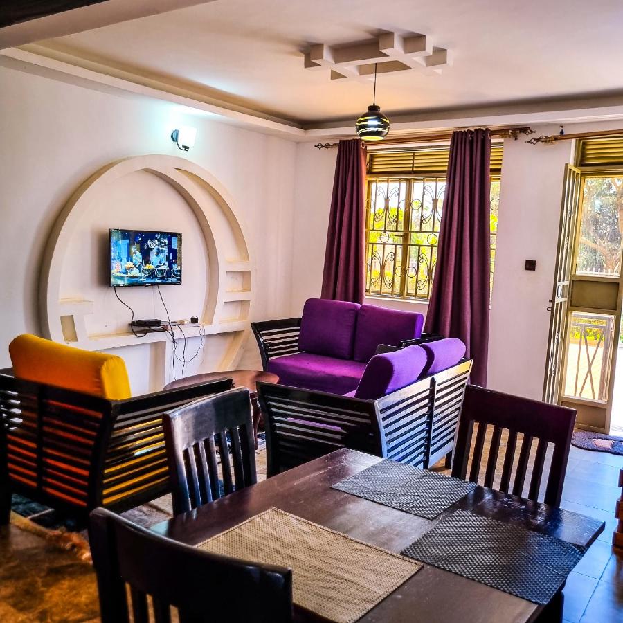 B&B Kampala - OCTA HOMES - Bed and Breakfast Kampala