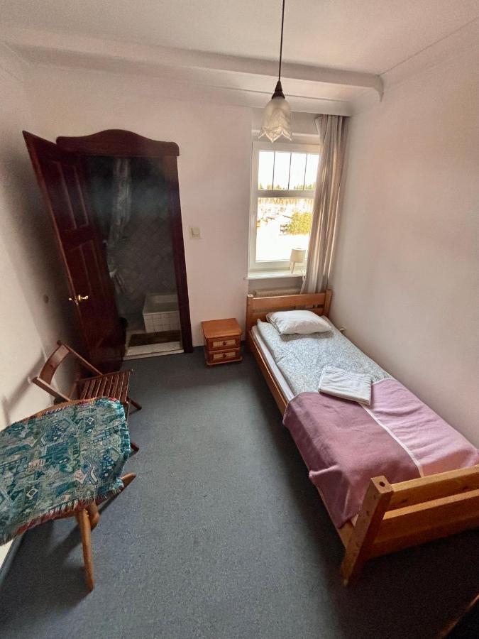 Single Room with External Private Bathroom