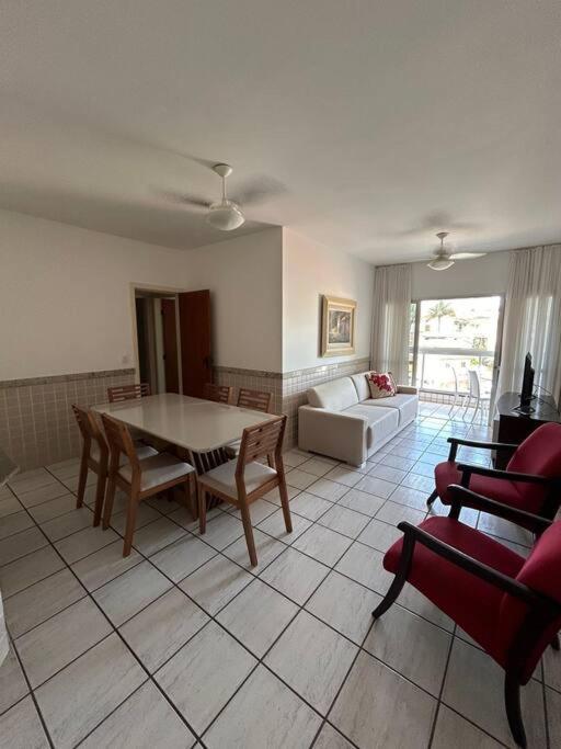 Apartamento de 3 quartos na Praia da Fonte Guarapari - B&B