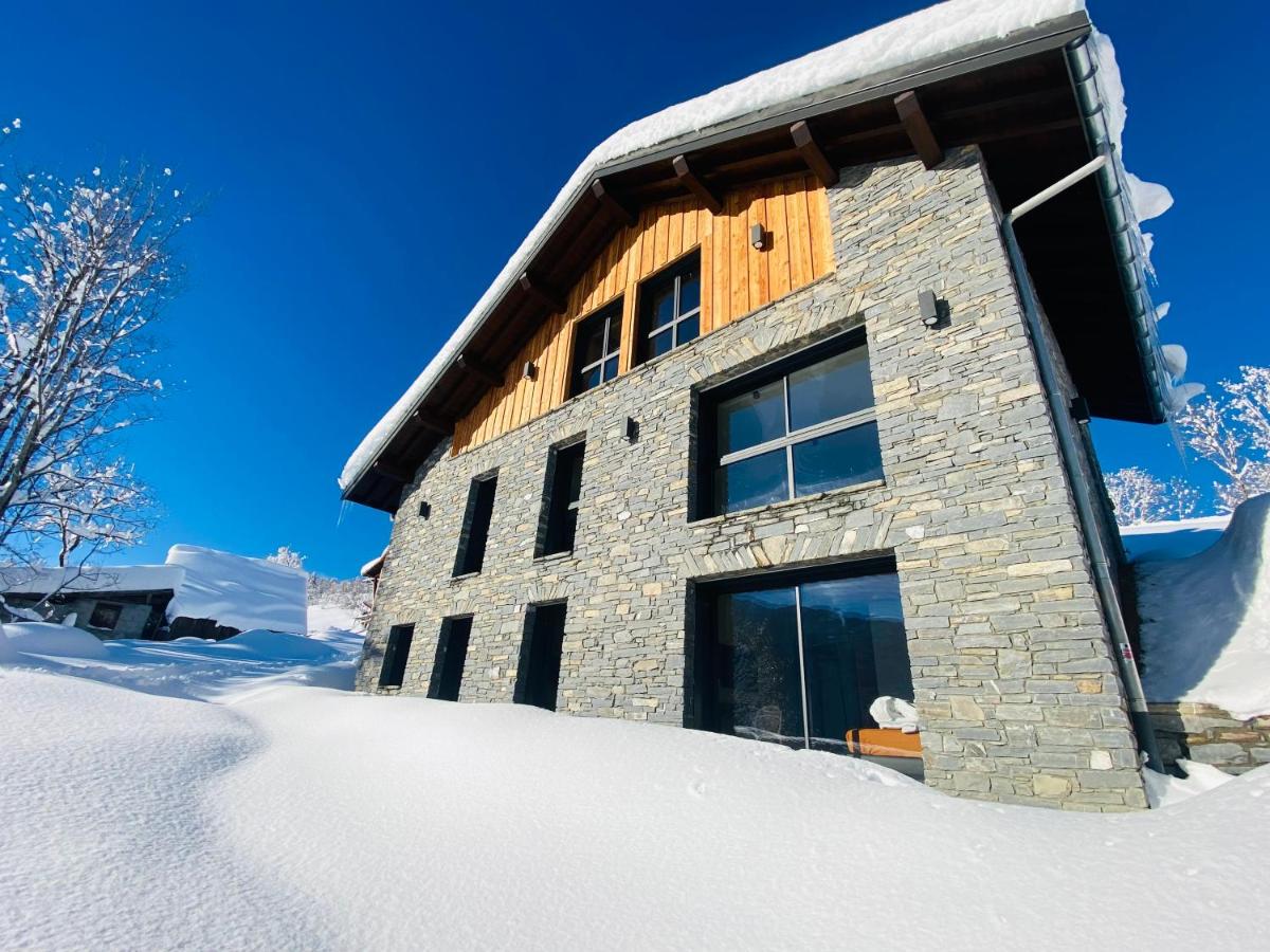 B&B Doucy - CHALET CONFIDENTIEL VALMOREL - Chalet de Haut de Gamme 4 étoiles 12 personnes - Bed and Breakfast Doucy