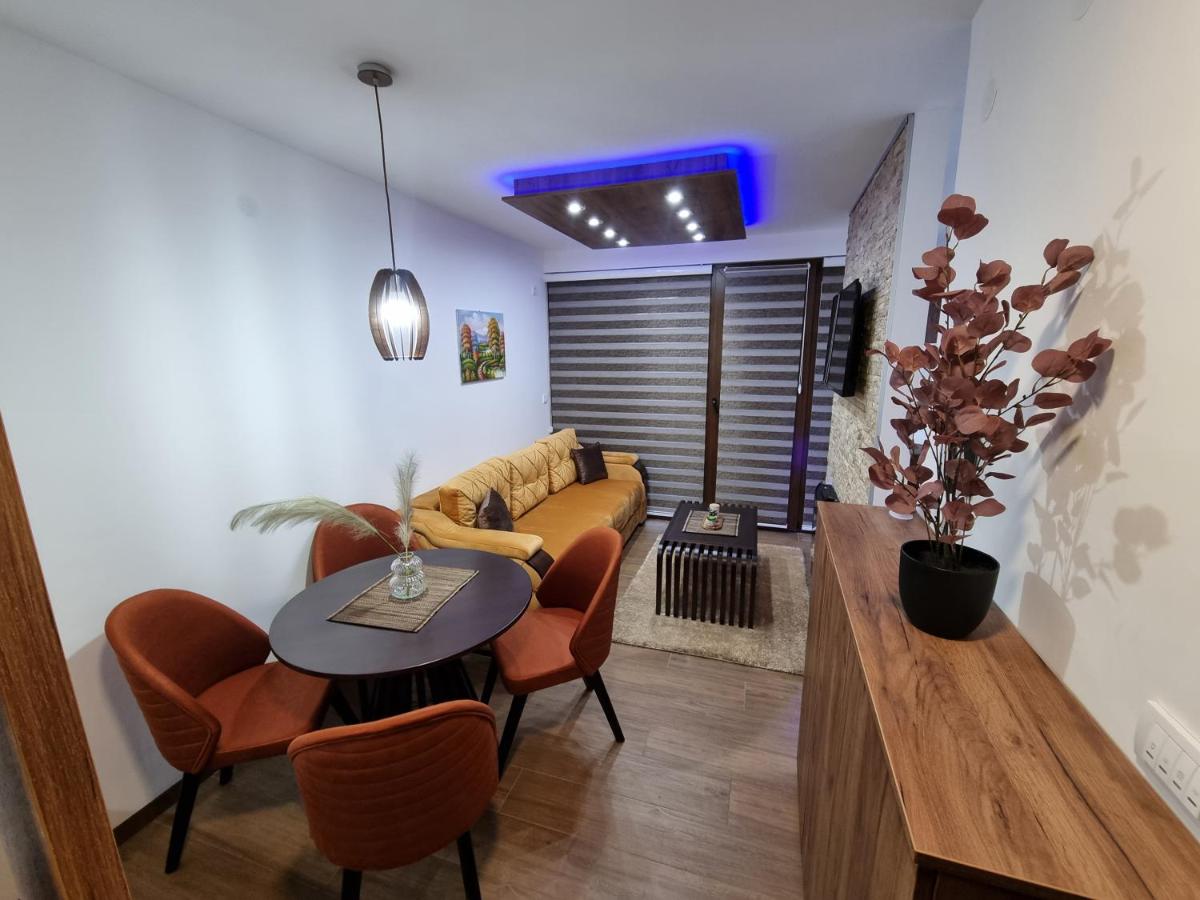 Borovi 2 Lux Apartment - B&B