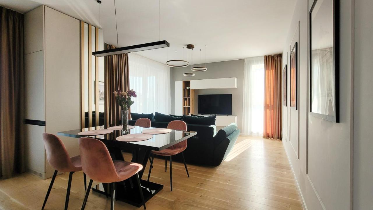 Citylights Home View - Ferienwohnung Bukarest