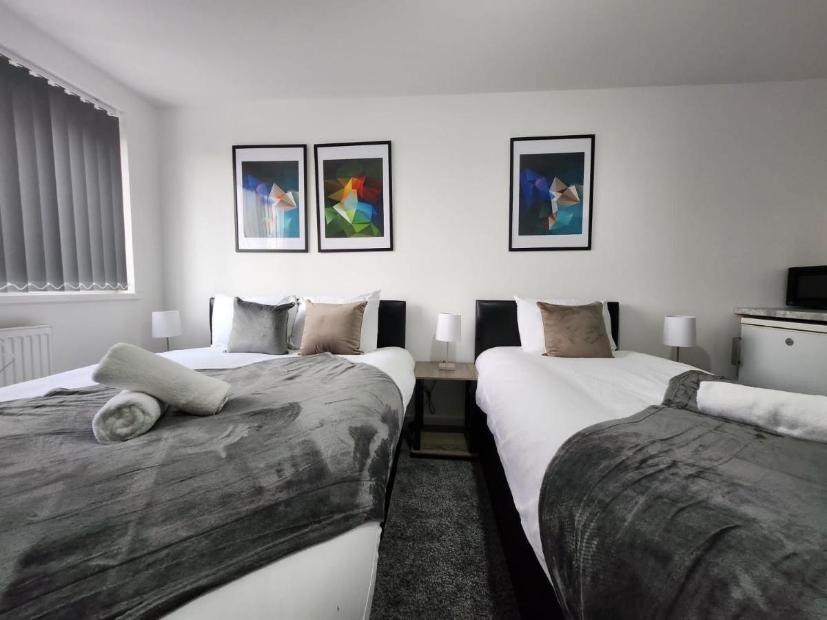 Triple Room with Shared Bathroom