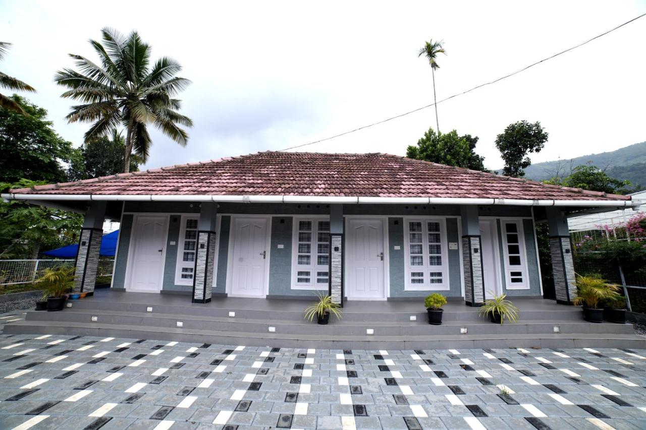 Gouri's Homestay - B&B