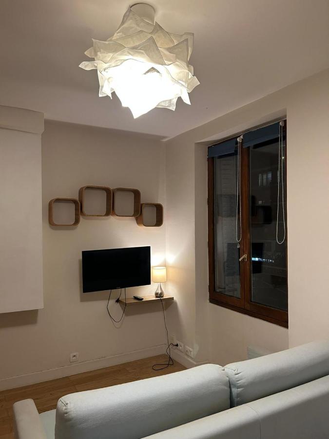 studio/F1 aux buttes Chaumont - Chambres d’hôtes Paris