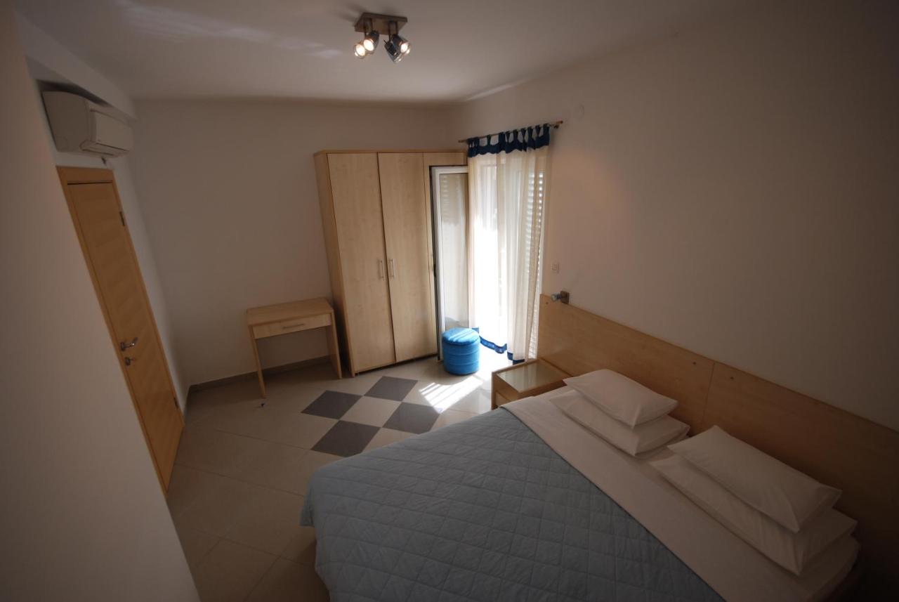 Apartamento de 1 dormitorio con vistas al mar