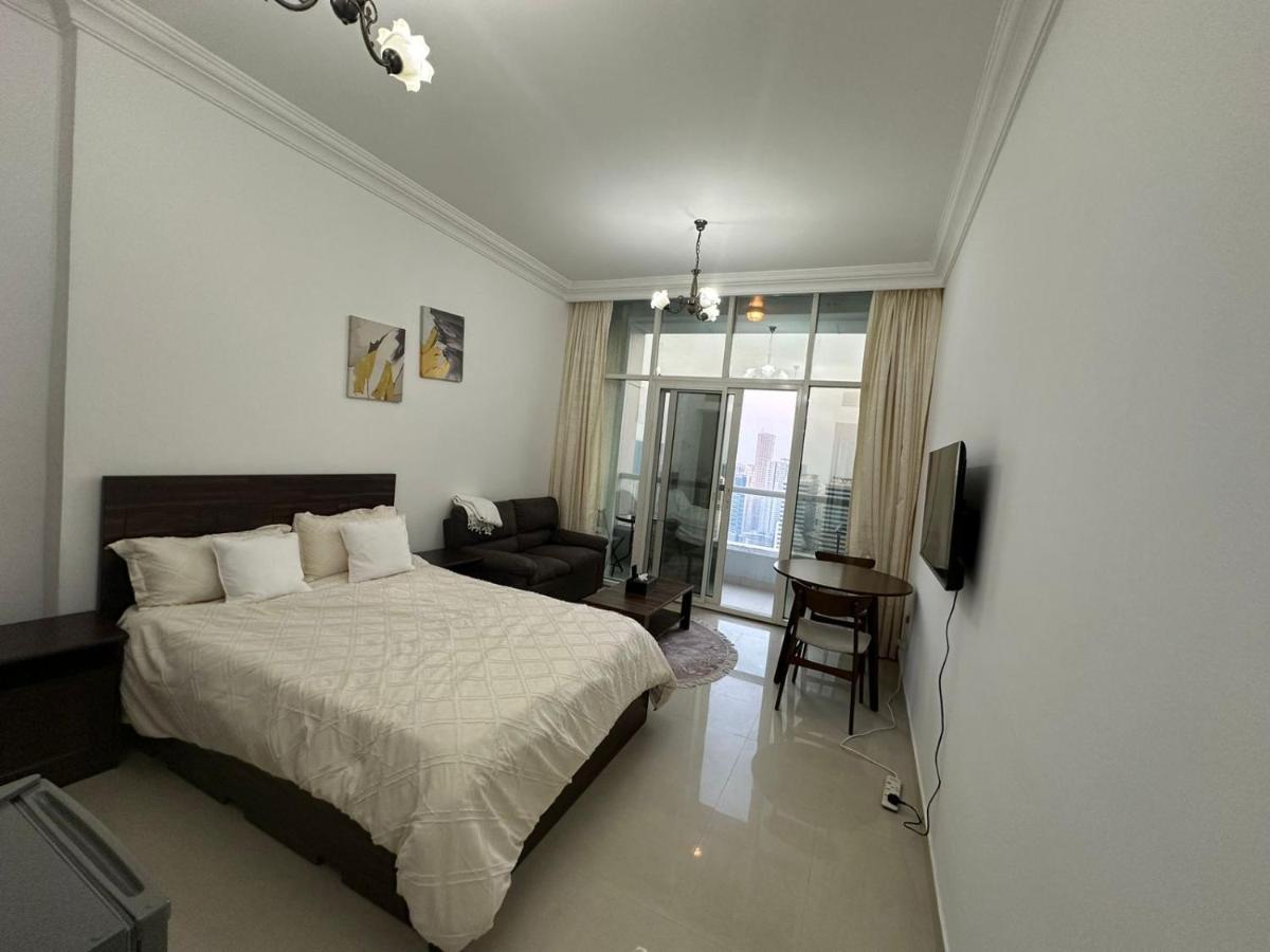 B&B Sharjah city - Cozy Private Studio APT in Al Mamzar Sharjah - Bed and Breakfast Sharjah city