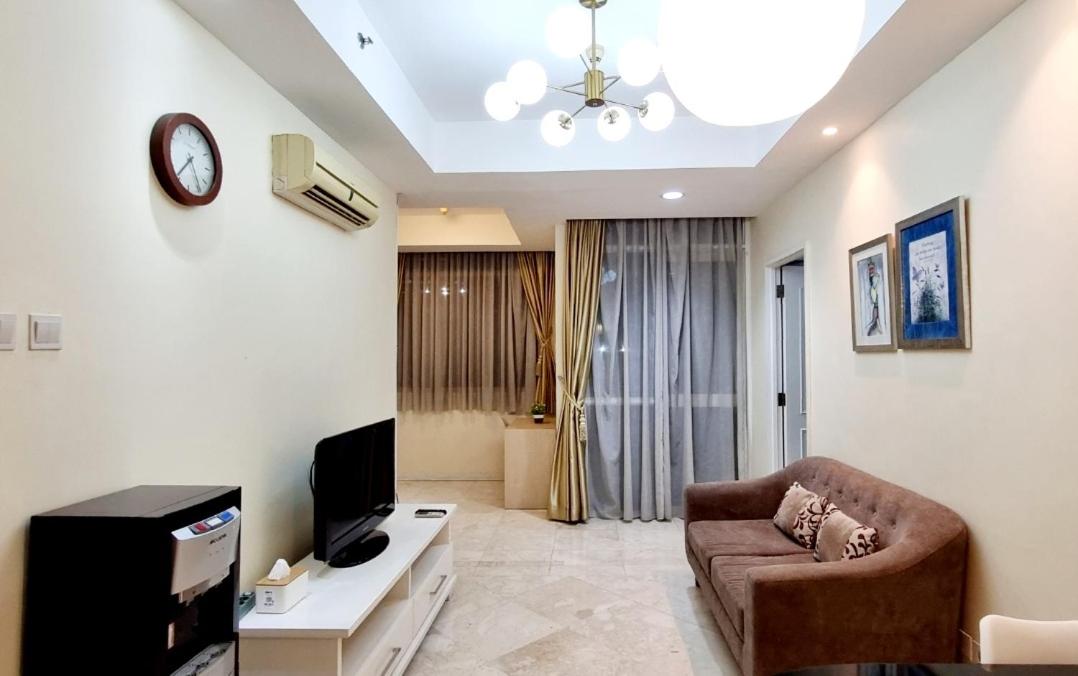 B&B Jakarta - Apt Bellagio 2 BR Gold With Wi-Fi, Pool & Netflix - Bed and Breakfast Jakarta