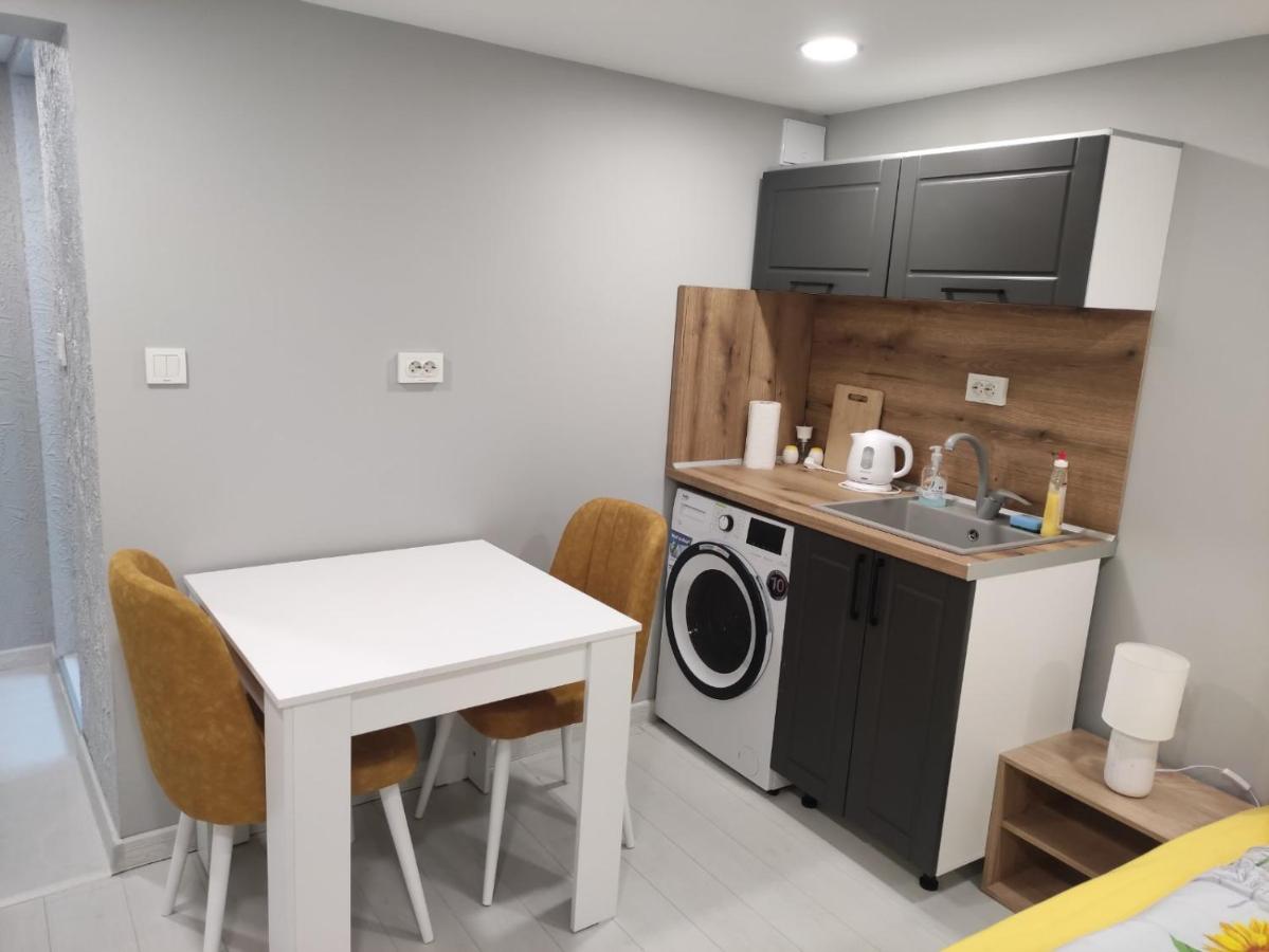 MiniMo - Ferienwohnung Russe