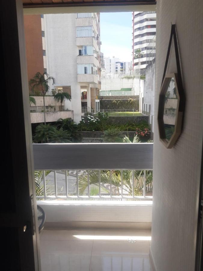 Apartamento em Ondina - Jardim Apipema - Ferienwohnung