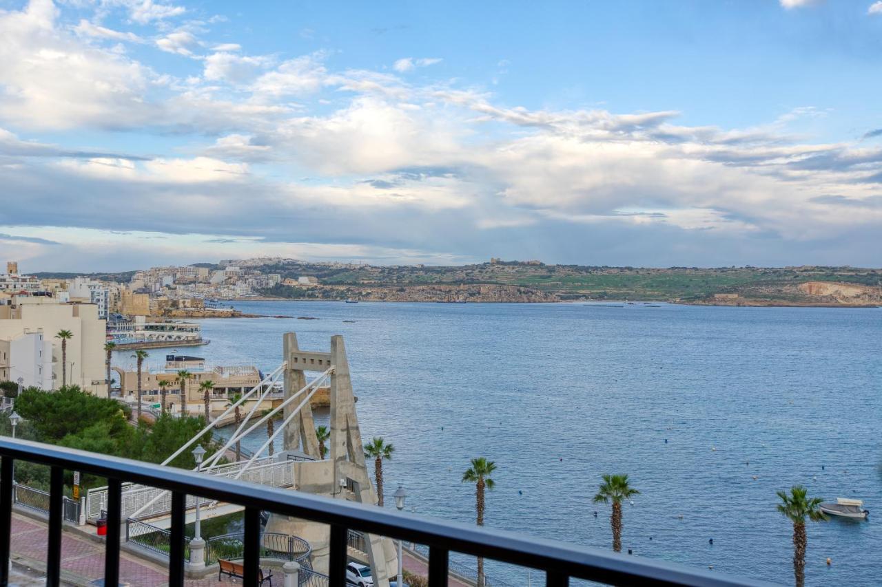 B&B San Pawl il-Baħar - SPB26 - Seafront House in Bugibba - Bed and Breakfast San Pawl il-Baħar