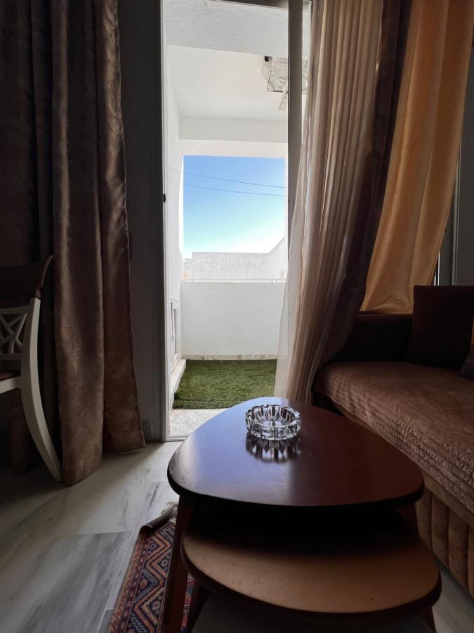 Appartement L'aouina cité wahat - B&B