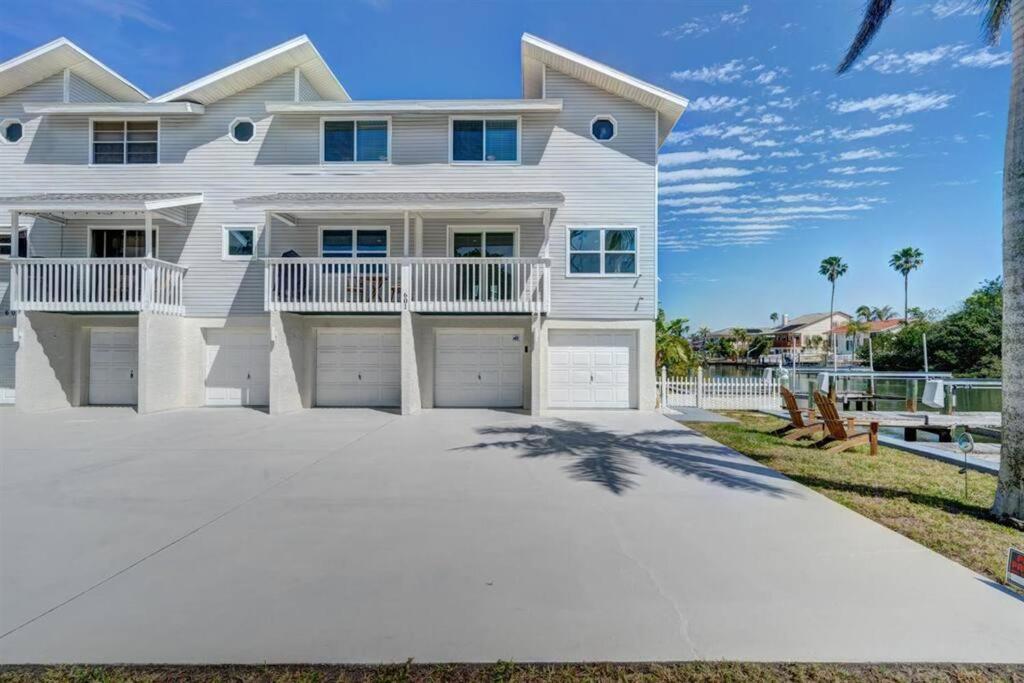 Beauty & the Beach for Lovers of Fun, Work, Beach - Ferienwohnung Clearwater Beach