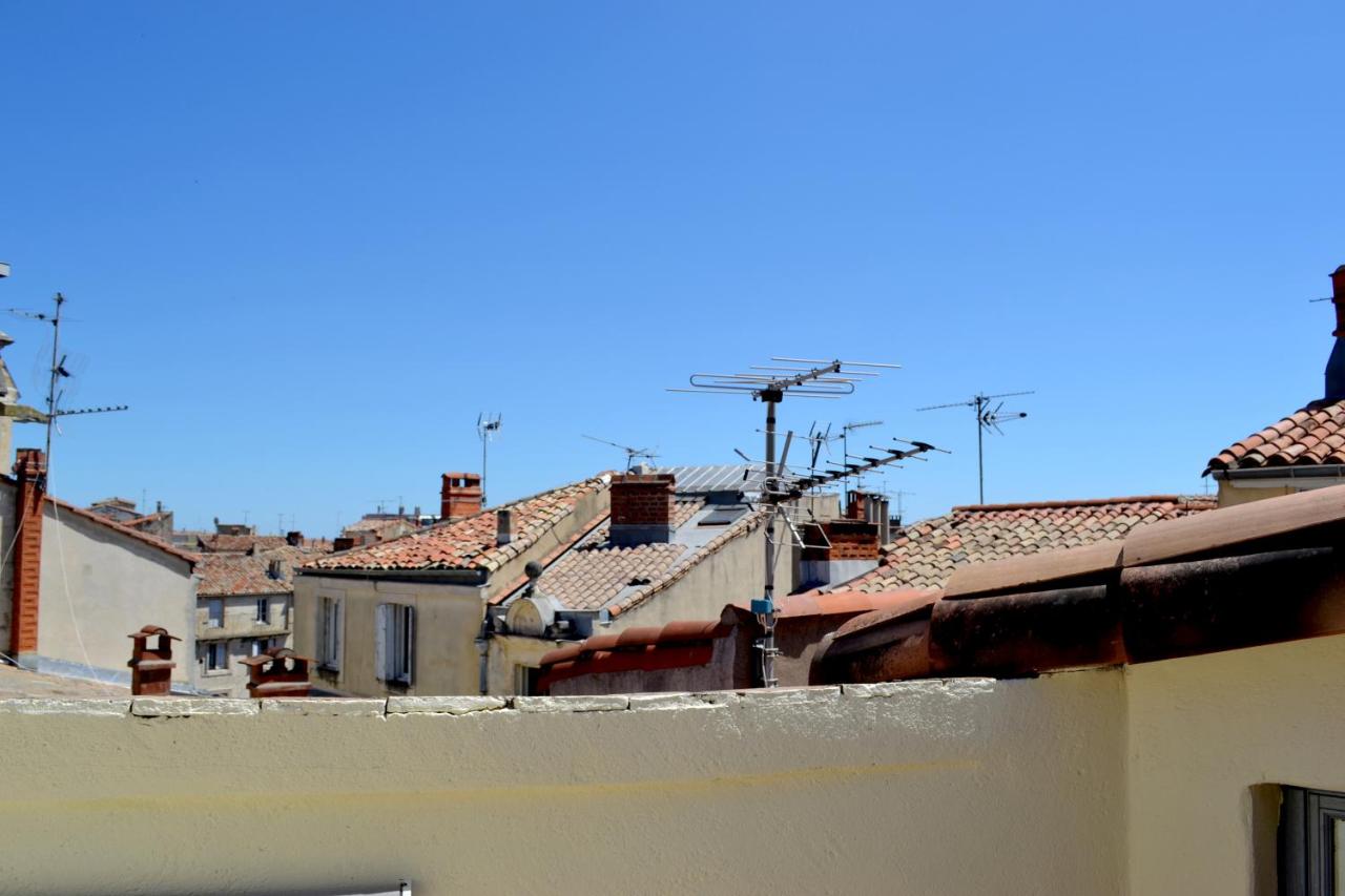 Joli studio avec terrasse-jardin sur les toits, coeur historique - Ferienwohnung