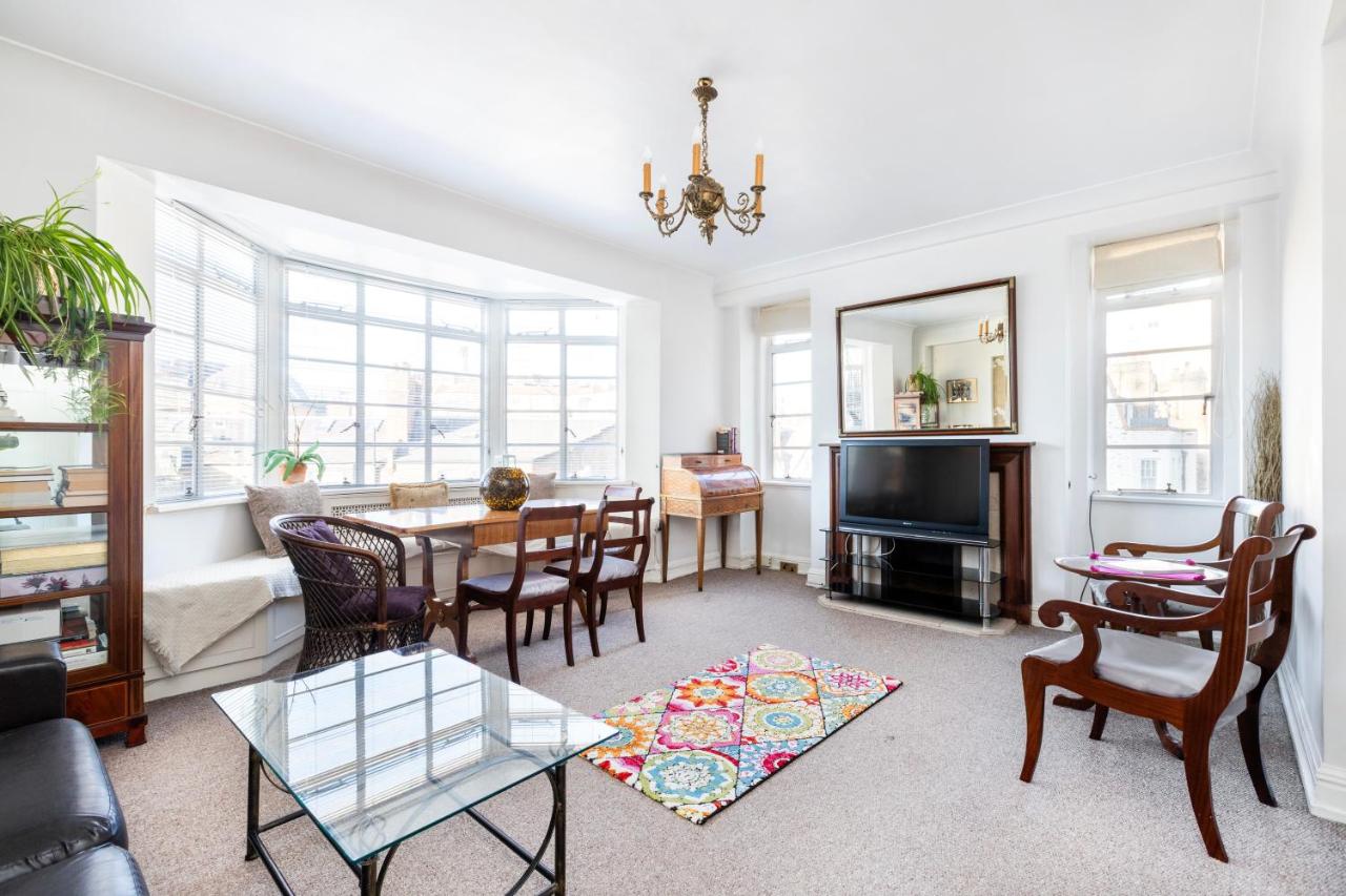 B&B London - Executive Knightsbridge Apartment - Bed and Breakfast London