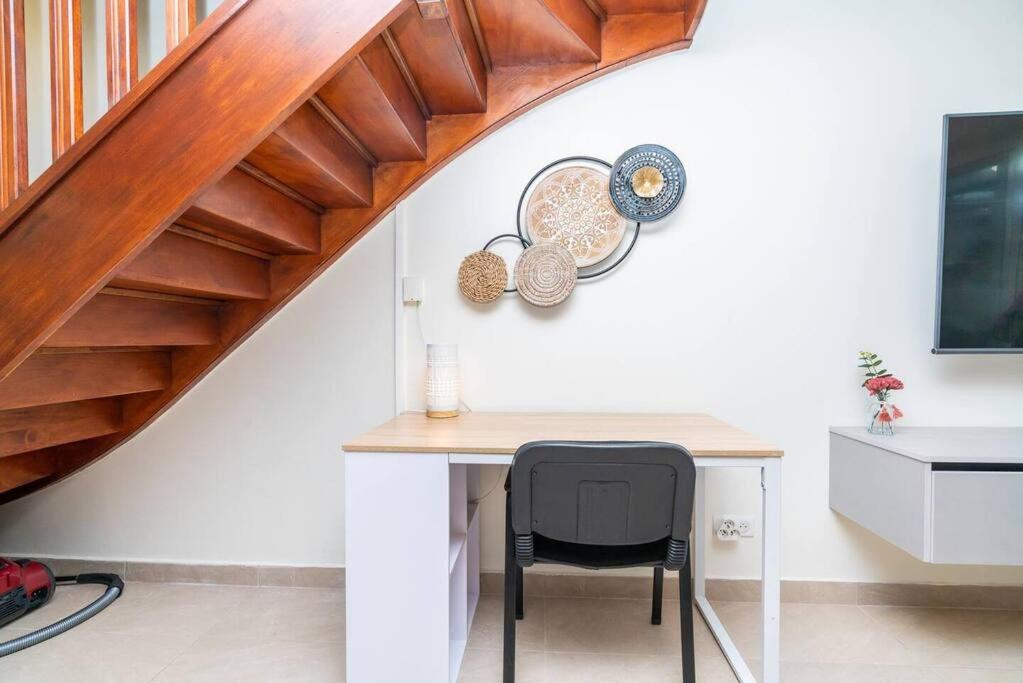 HEITEA LODGE - 6 min airport, Wifi, AC & Parking - Chambres d’hôtes Papeete