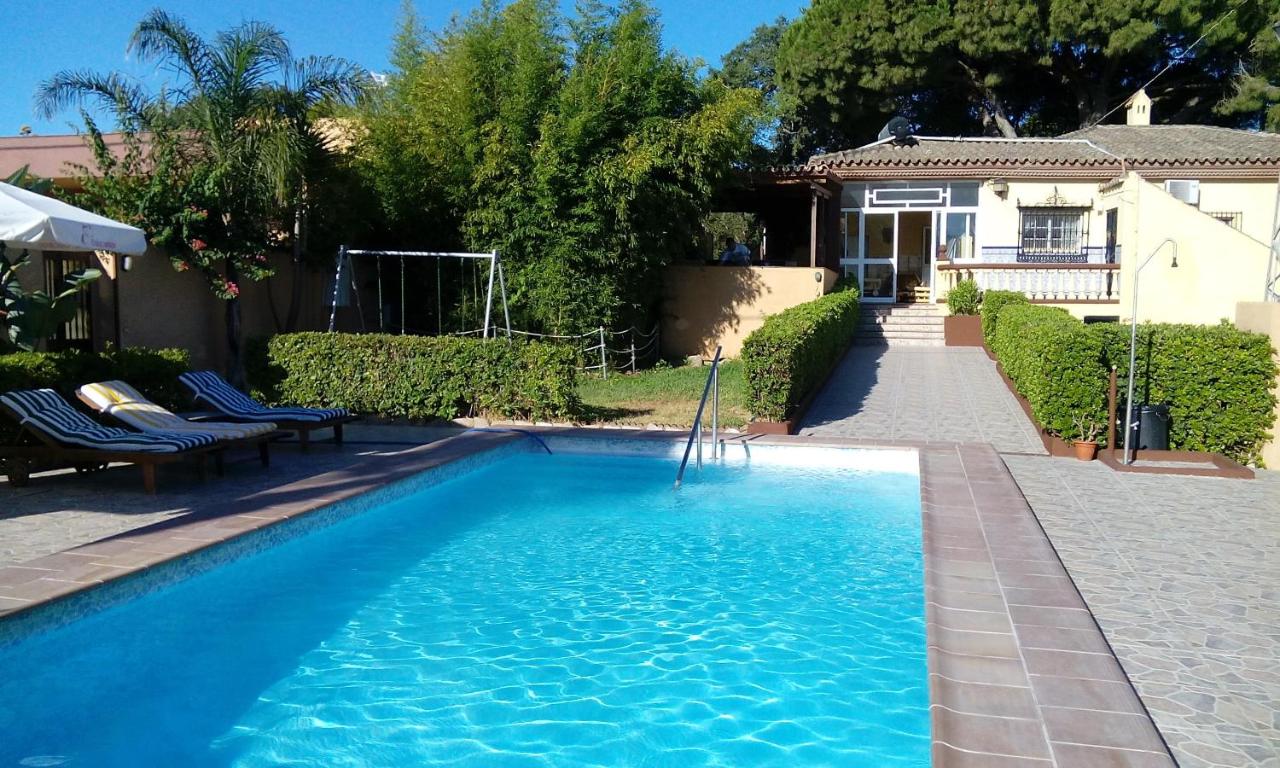 Alojamiento el Chaparro Barbate junto a la venta el loro - B&B Barbate